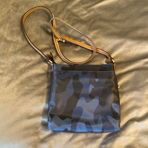 Tommy Hilfiger Crossbody